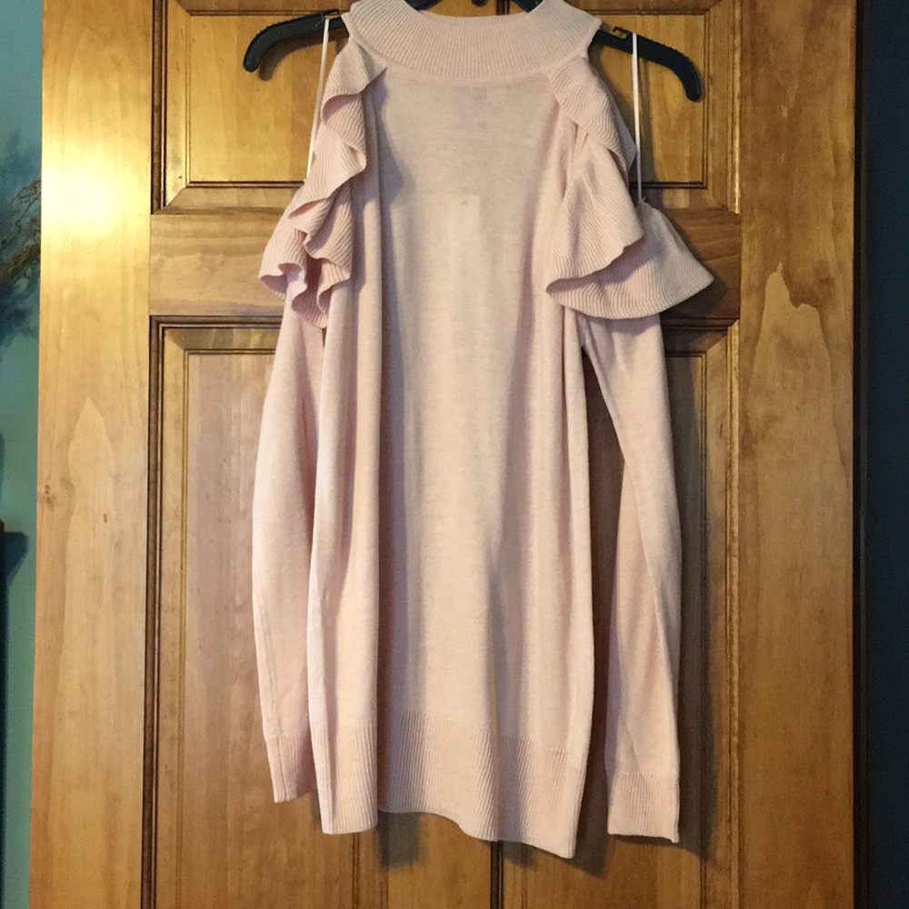 Light pink cut out shoulder long sleeve sweater